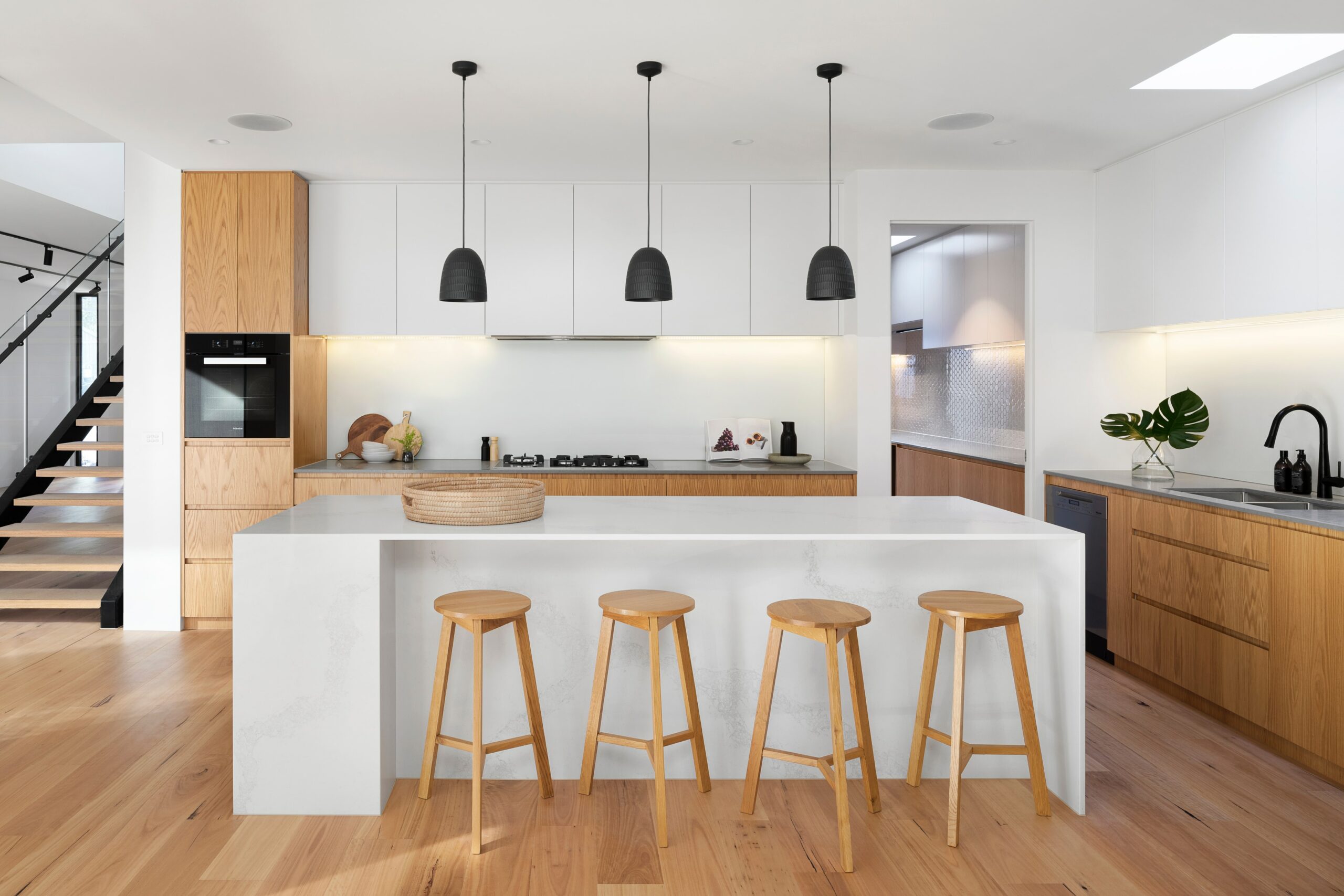 kitchen renovation cost in dubai